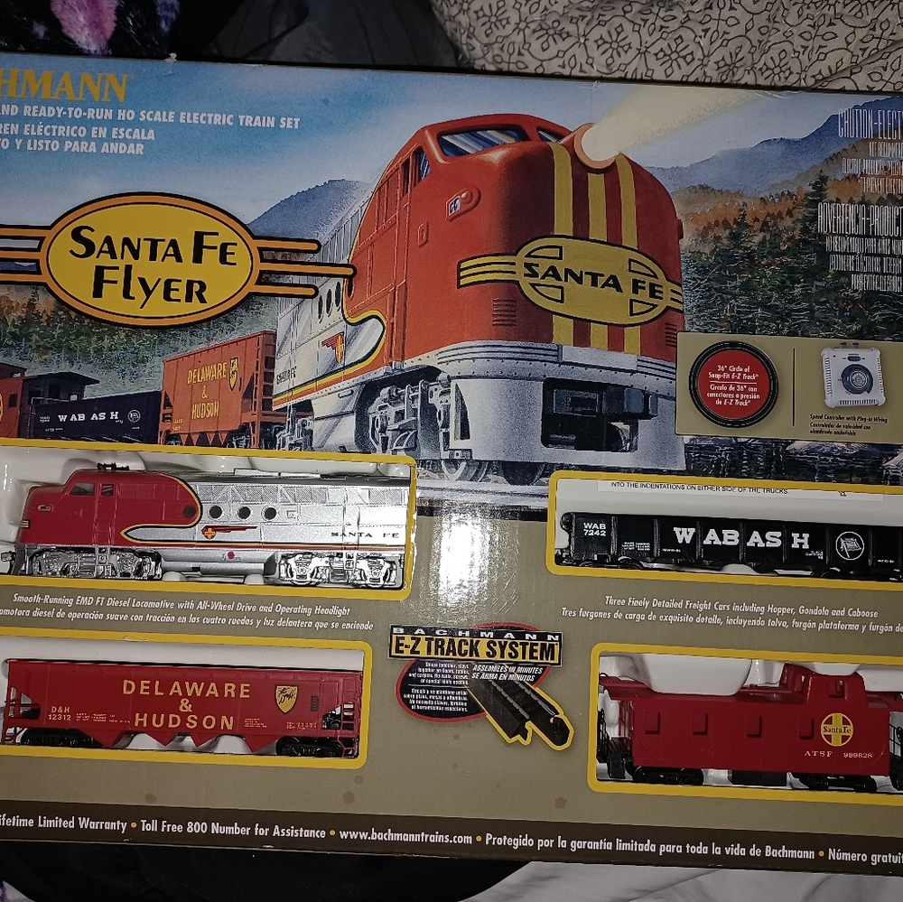HO Santa Fe Fleyer Train Set NWT